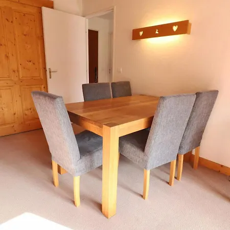 Appartement Lumineux Et Cosy Sur Les Pistes, Balcon Et Wifi - Fr-1-182-13 Мерибель